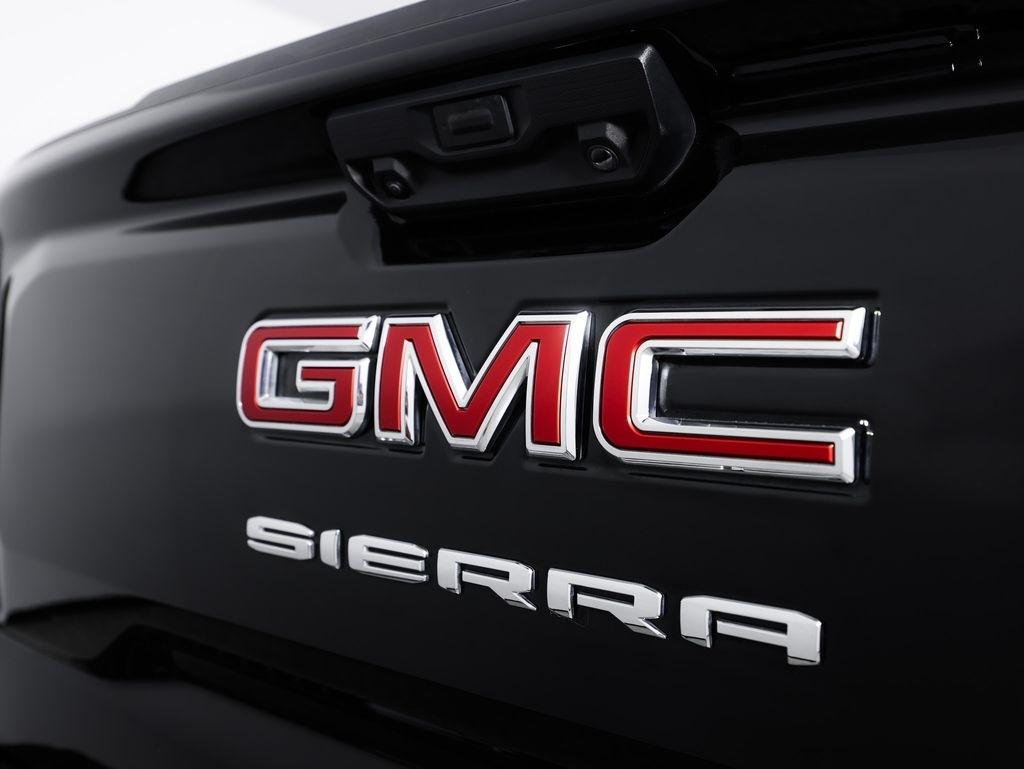 GMC Sierra 1500 4WD Double Cab 147" Pro 2024