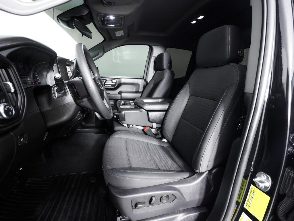GMC Sierra 1500 4WD Double Cab 147" Pro 2024