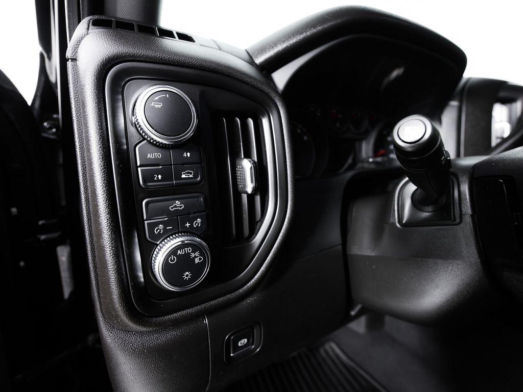 GMC Sierra 1500 4WD Double Cab 147" Pro 2024