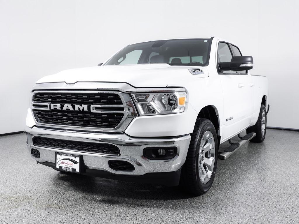 RAM 1500 Big Horn 4x4 Quad Cab 6'4" Box 2022