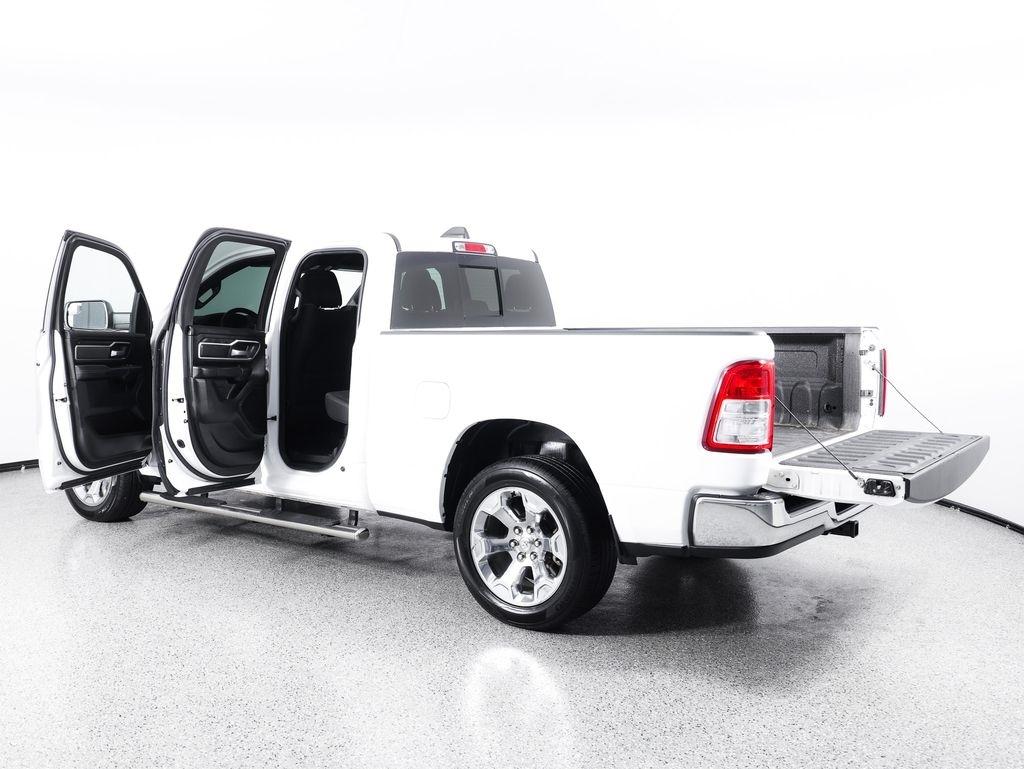 RAM 1500 Big Horn 4x4 Quad Cab 6'4" Box 2022