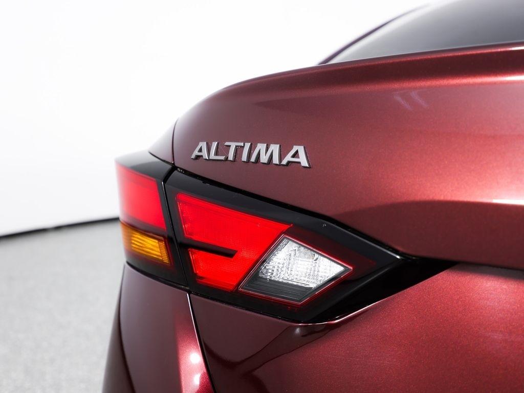Nissan Altima 2.5 SV Sedan 2023