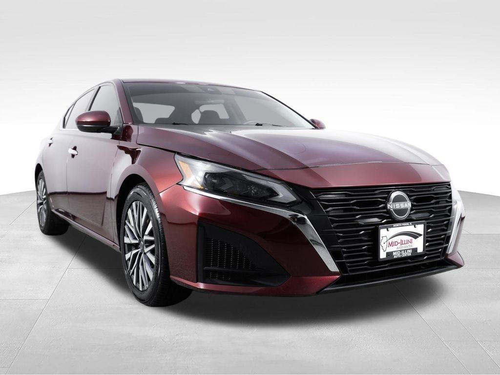 Nissan Altima 2.5 SV Sedan 2023