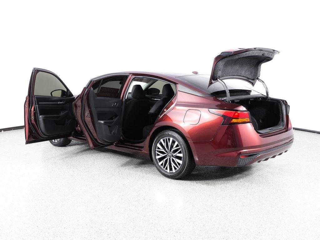 Nissan Altima 2.5 SV Sedan 2023