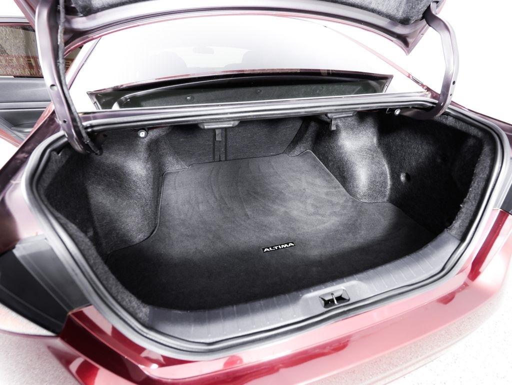 Nissan Altima 2.5 SV Sedan 2023
