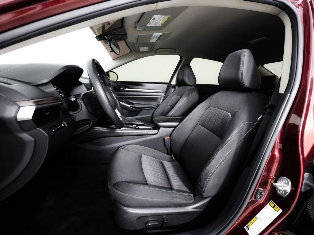 Nissan Altima 2.5 SV Sedan 2023