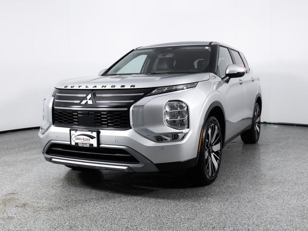 Mitsubishi Outlander SE FWD 2025