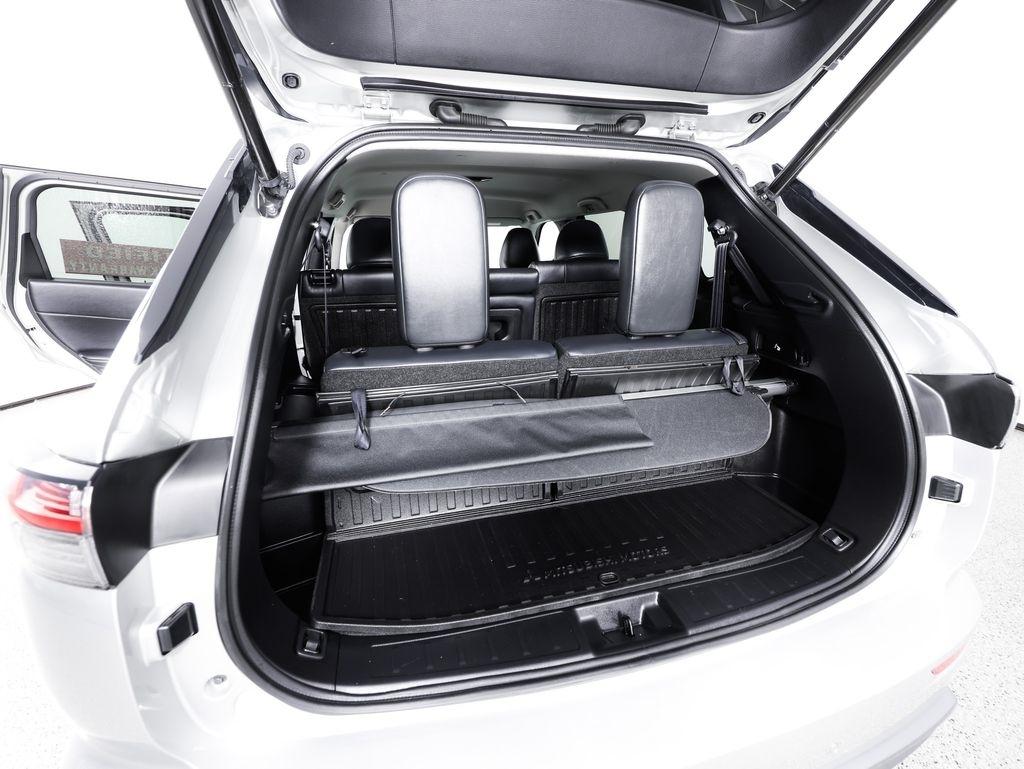 Mitsubishi Outlander SE FWD 2025