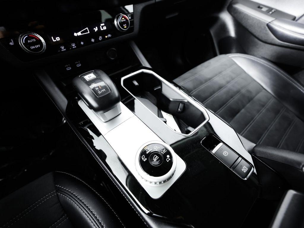 Mitsubishi Outlander SE FWD 2025