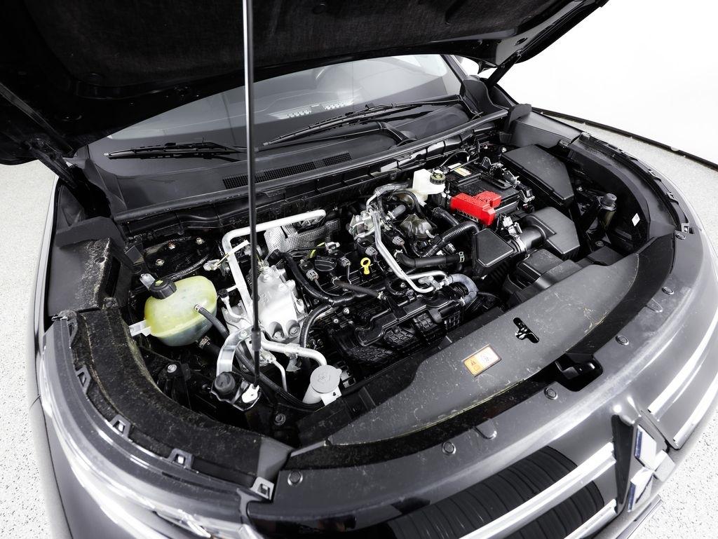 Mitsubishi Outlander ES FWD 2025