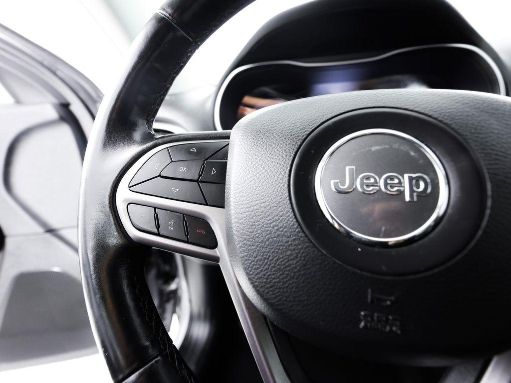 Jeep Cherokee Limited FWD 2019