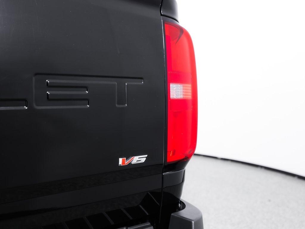 Chevrolet Colorado 4WD Crew Cab 128" LT 2021