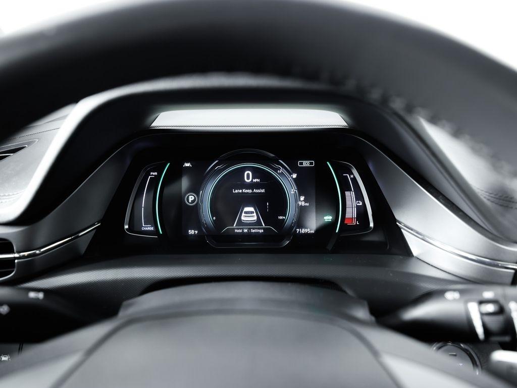 Hyundai Ioniq Electric SE Hatchback 2021