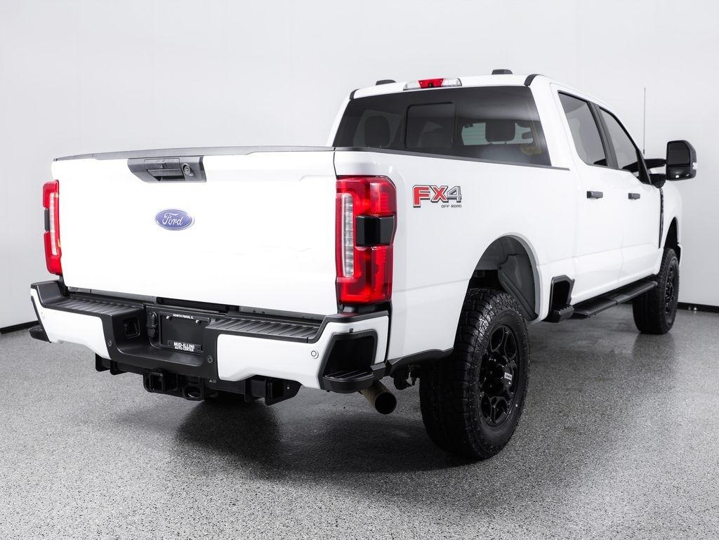 Ford Super Duty F-250 SRW King Ranch 4WD Crew Cab 8' Box 2023