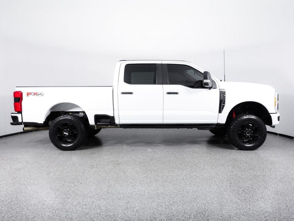 Ford Super Duty F-250 SRW King Ranch 4WD Crew Cab 8' Box 2023