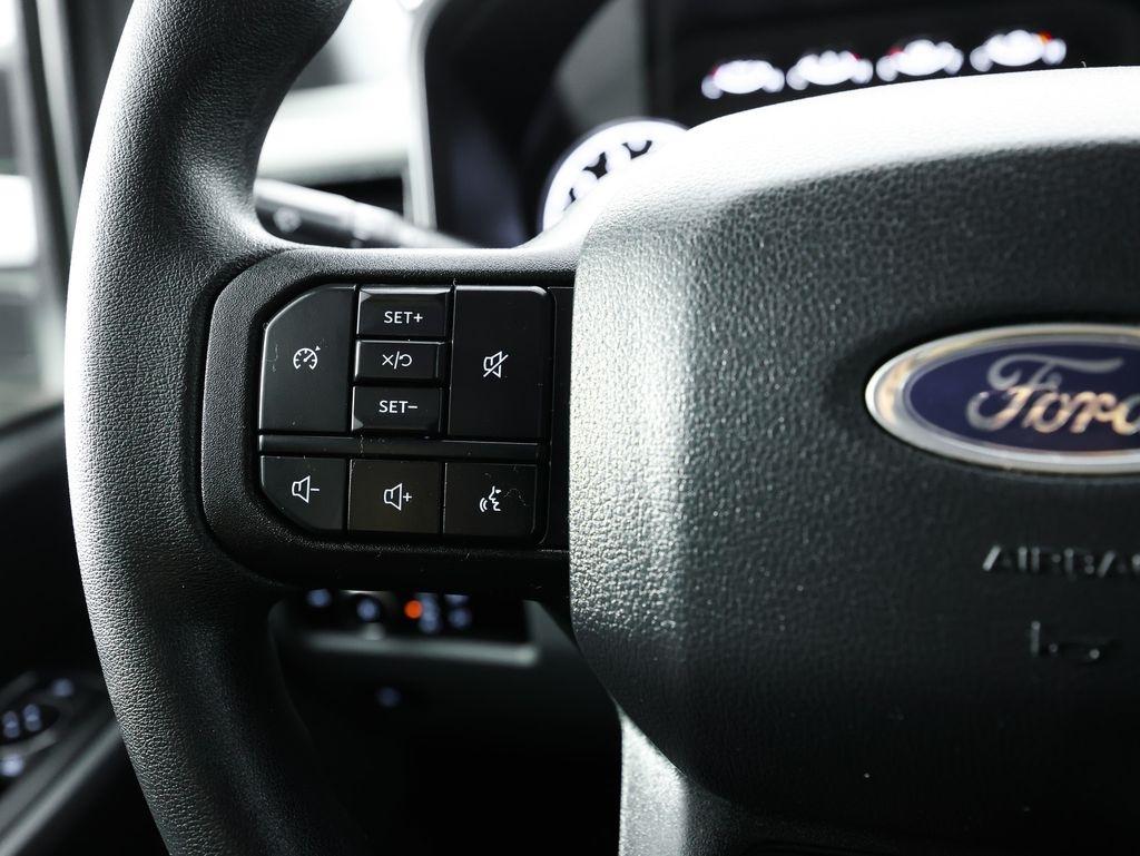 Ford Super Duty F-250 SRW King Ranch 4WD Crew Cab 8' Box 2023