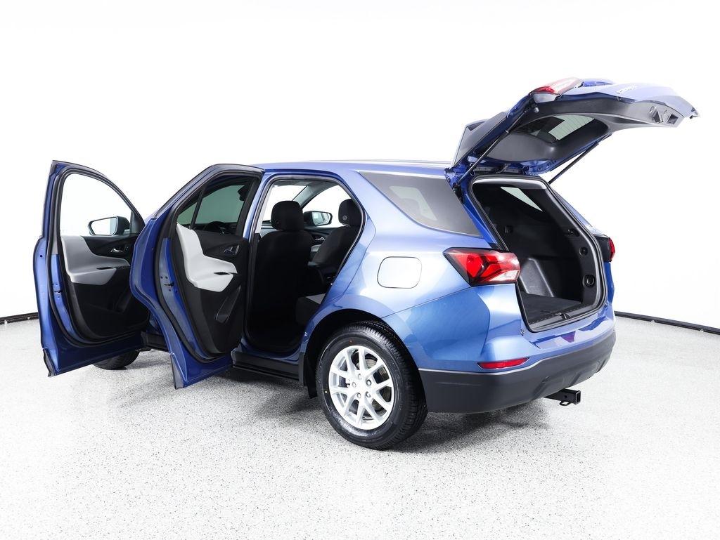 Chevrolet Equinox FWD 4dr LS w/1LS 2024