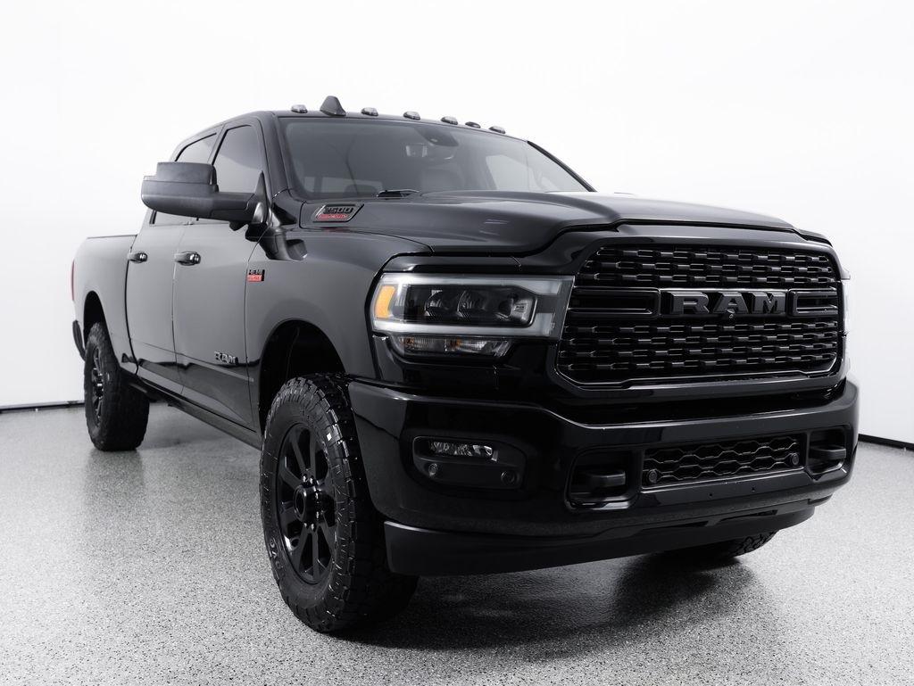 RAM 2500 Big Horn 4x4 Crew Cab 6'4" Box 2022