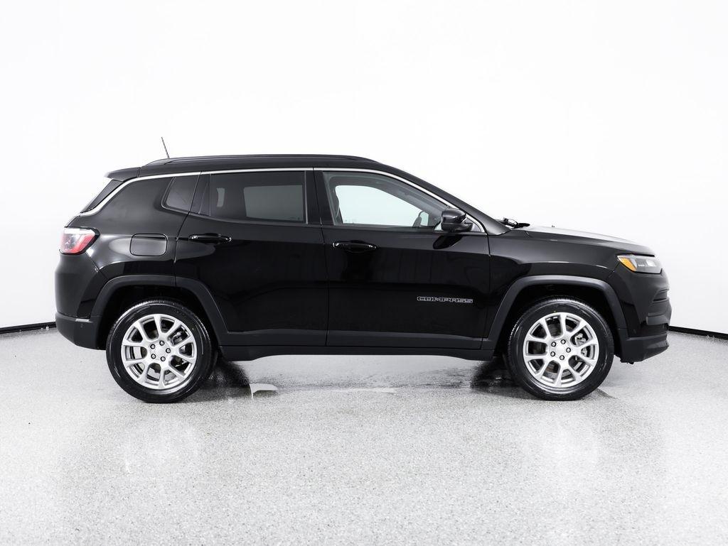 Jeep Compass Latitude Lux 4x4 2024