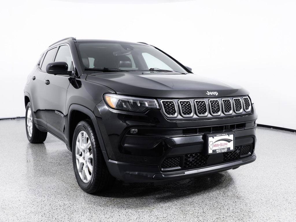 Jeep Compass Latitude Lux 4x4 2024