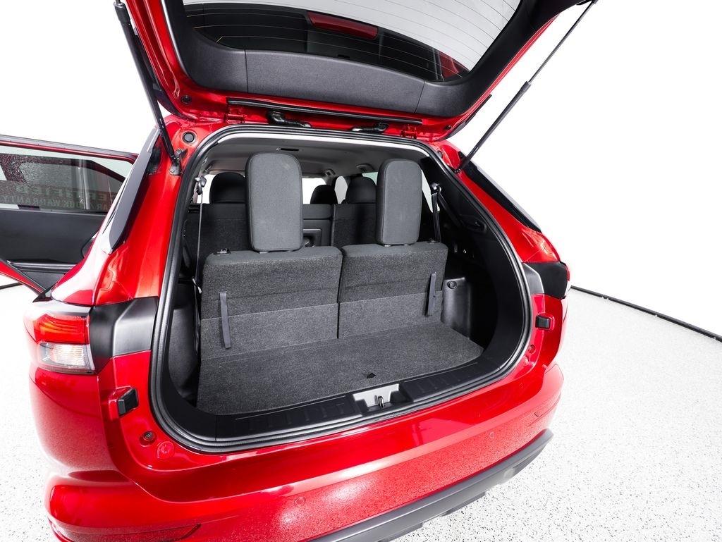 Mitsubishi Outlander ES S-AWC 2022