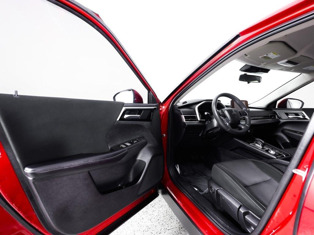 Mitsubishi Outlander ES S-AWC 2022