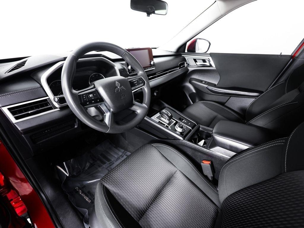 Mitsubishi Outlander ES S-AWC 2022