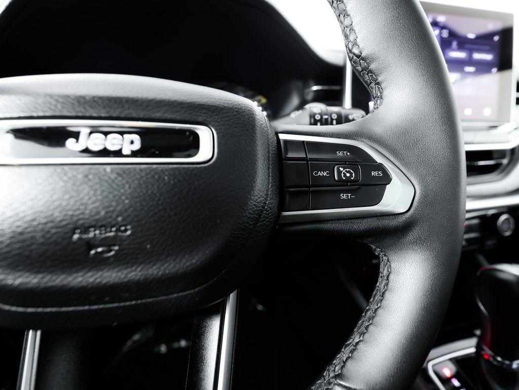 Jeep Compass Latitude Lux 4x4 2023