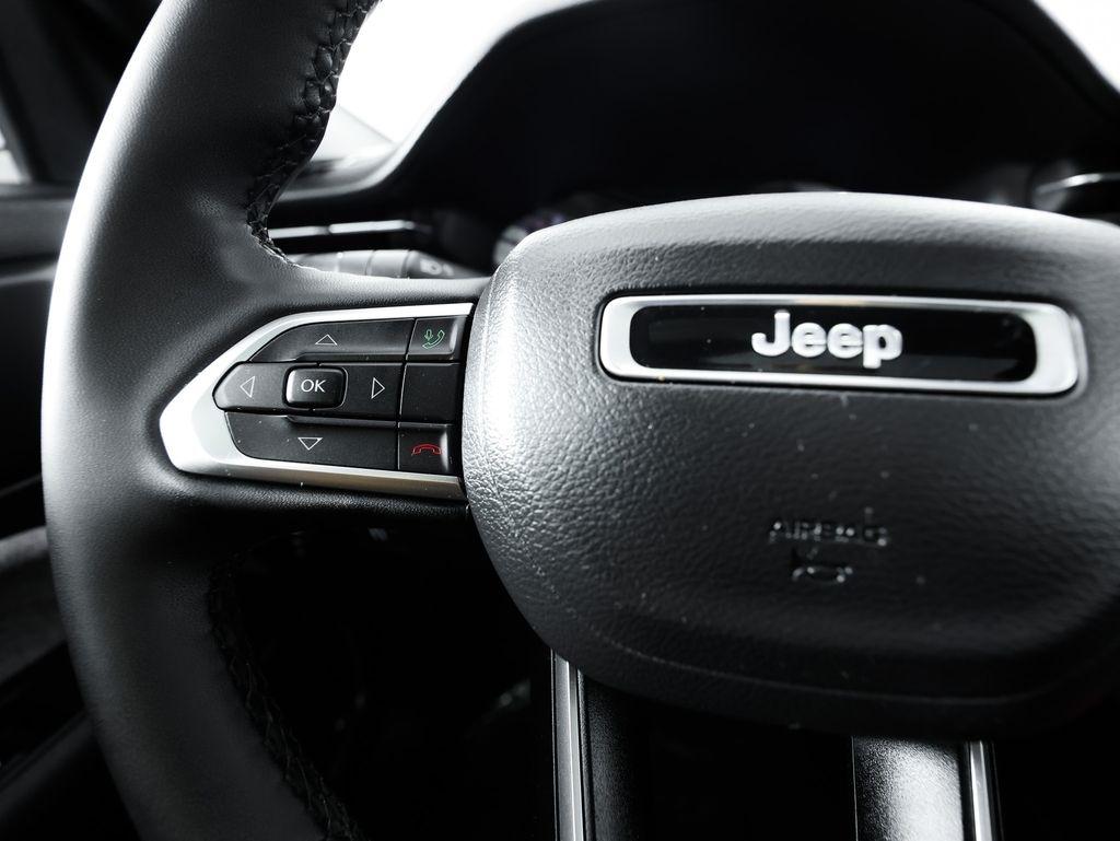 Jeep Compass Latitude Lux 4x4 2023