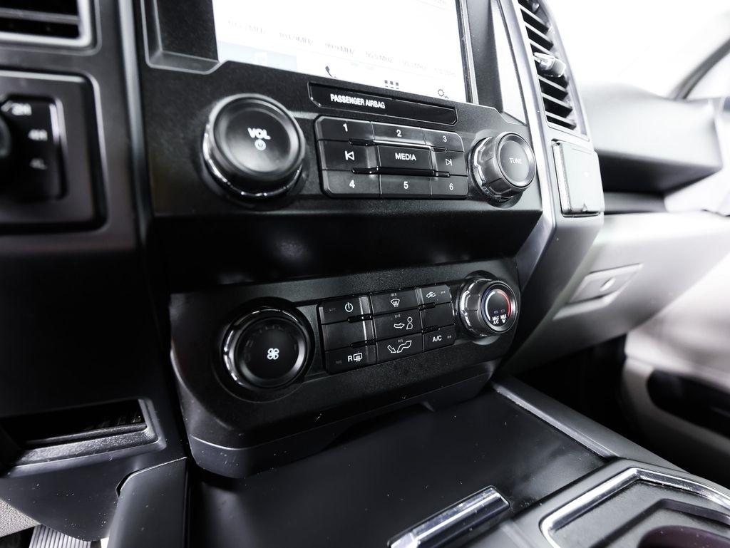 Ford F-150 Lariat 4WD SuperCrew 5.5' Box 2019