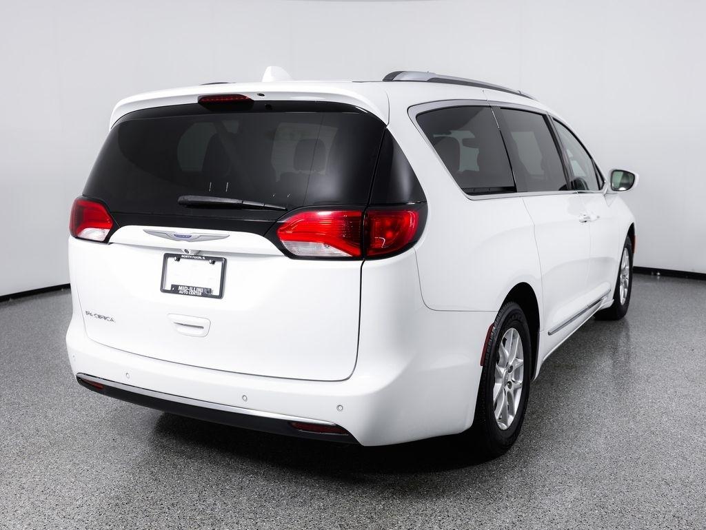 Chrysler Pacifica Touring L FWD 2020