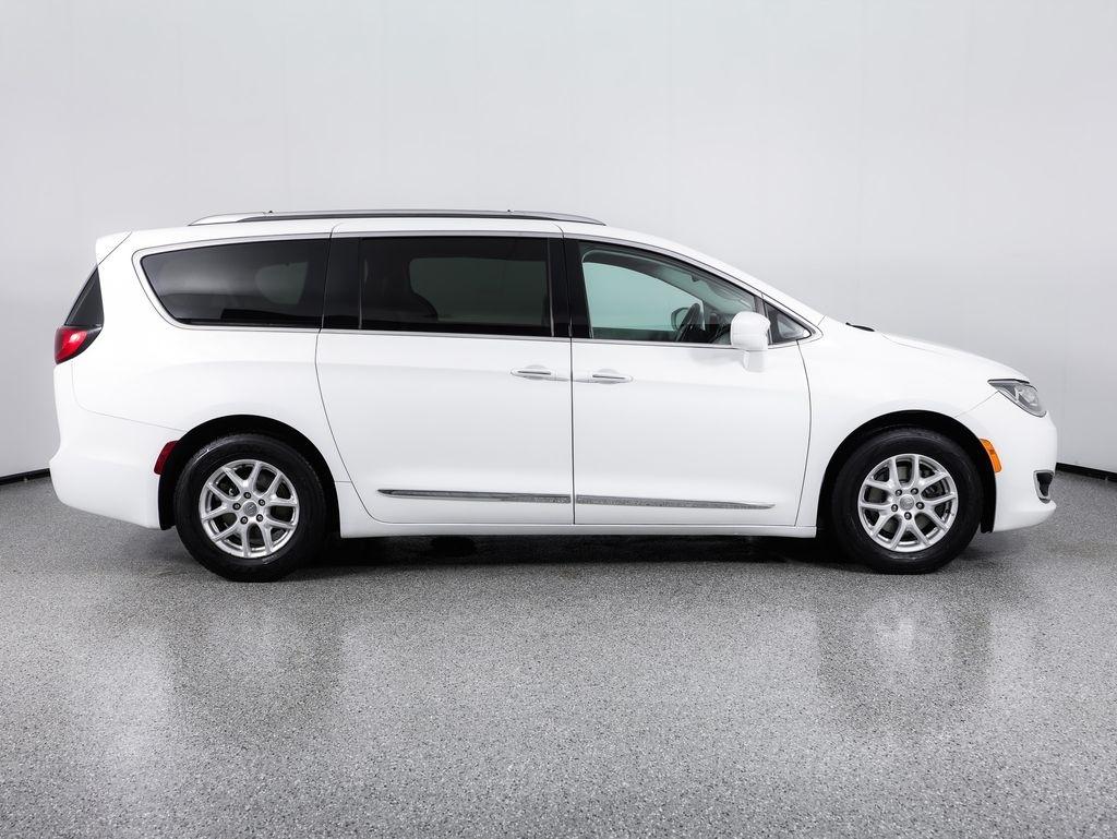 Chrysler Pacifica Touring L FWD 2020