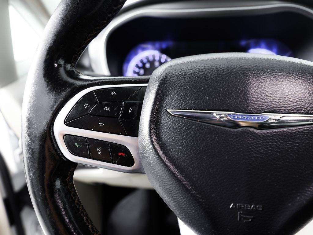 Chrysler Pacifica Touring L FWD 2020