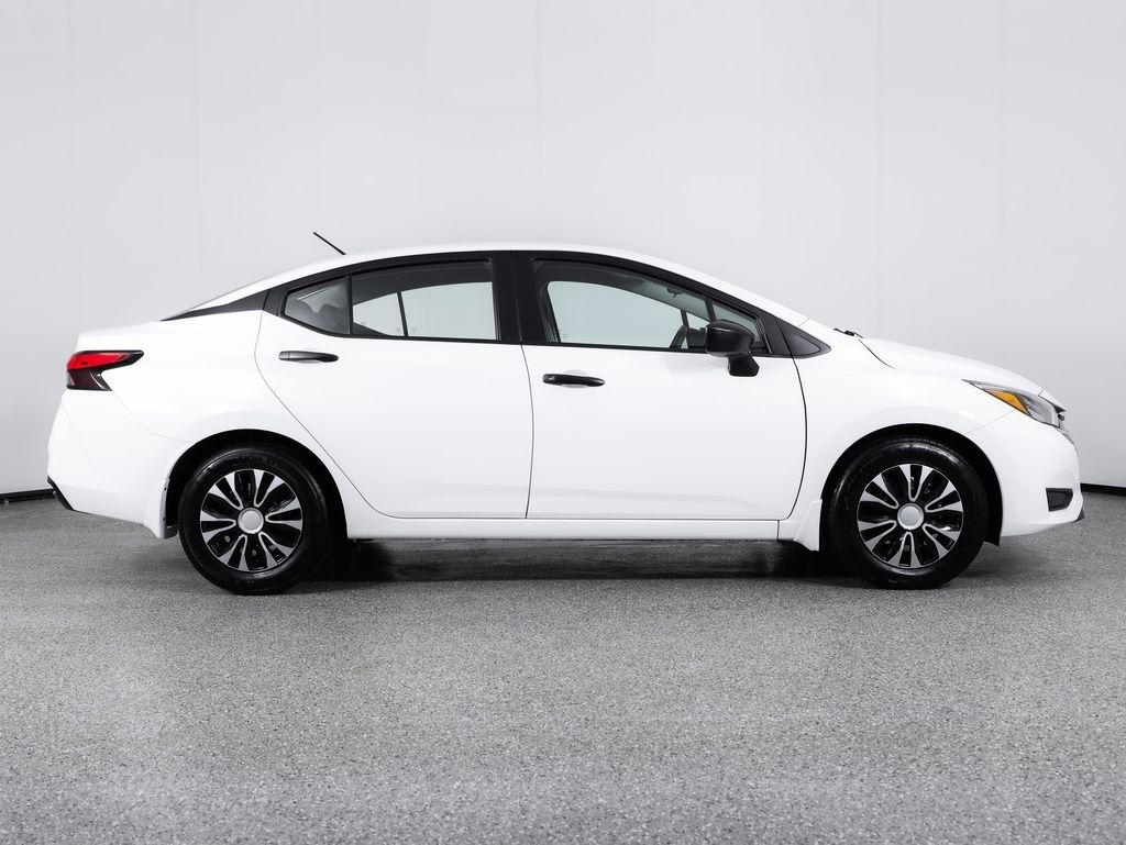 Nissan Versa S CVT 2025