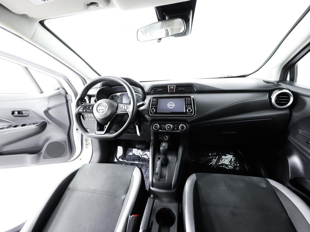 Nissan Versa S CVT 2025