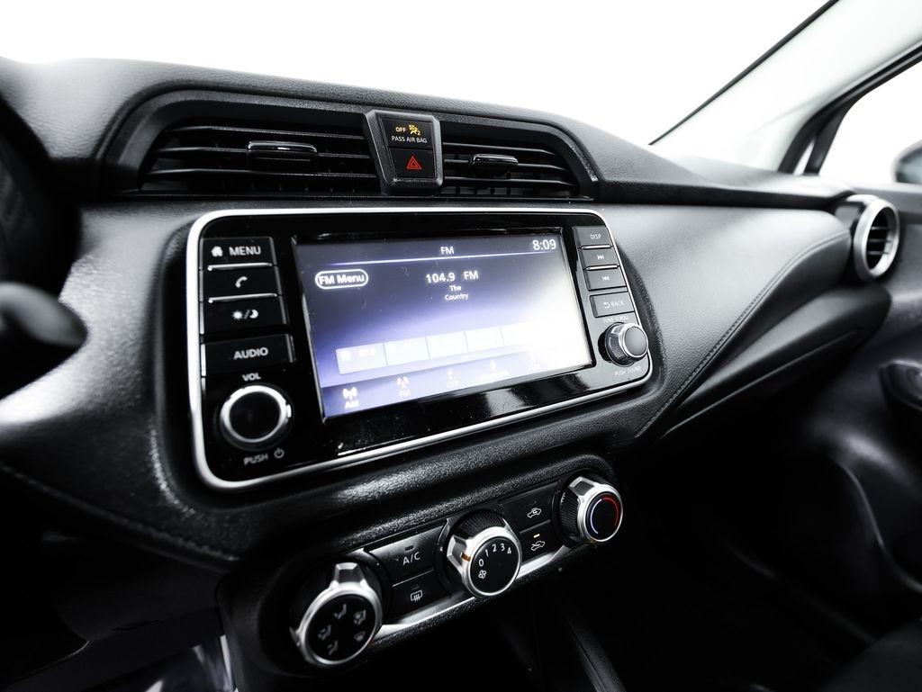 Nissan Versa S CVT 2025