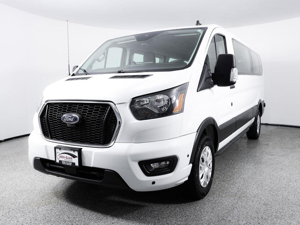 Ford Transit Passenger Wagon T-350 148" Low Roof XLT RWD 2024