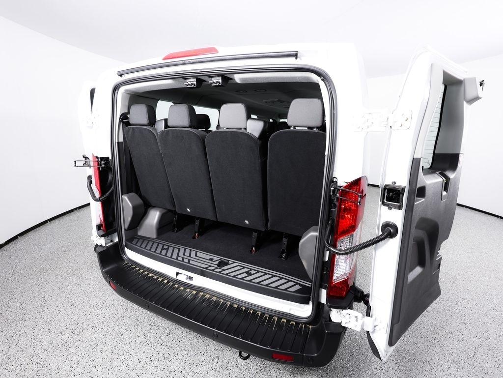 Ford Transit Passenger Wagon T-350 148" Low Roof XLT RWD 2024