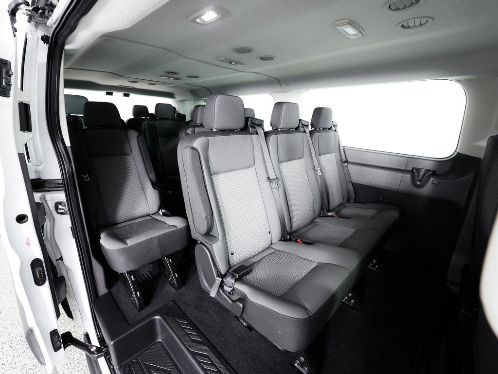 Ford Transit Passenger Wagon T-350 148" Low Roof XLT RWD 2024