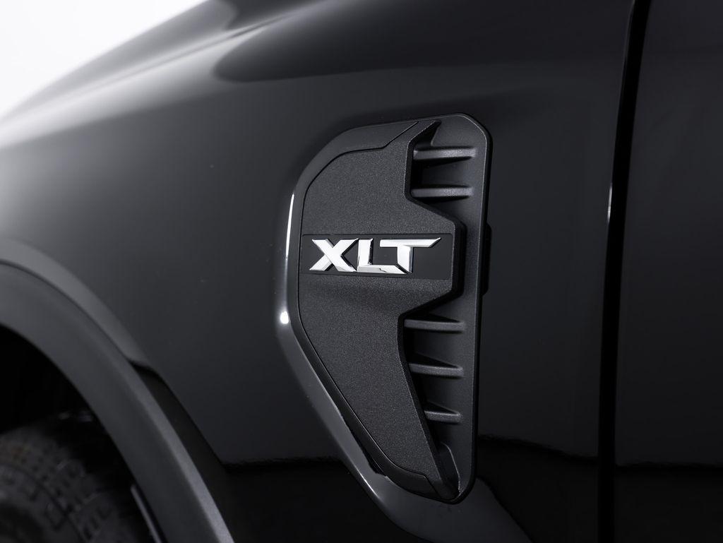 Ford Ranger XLT 4WD SuperCrew 5' Box 2025