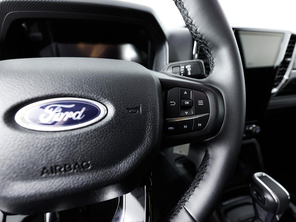 Ford Ranger XLT 4WD SuperCrew 5' Box 2025