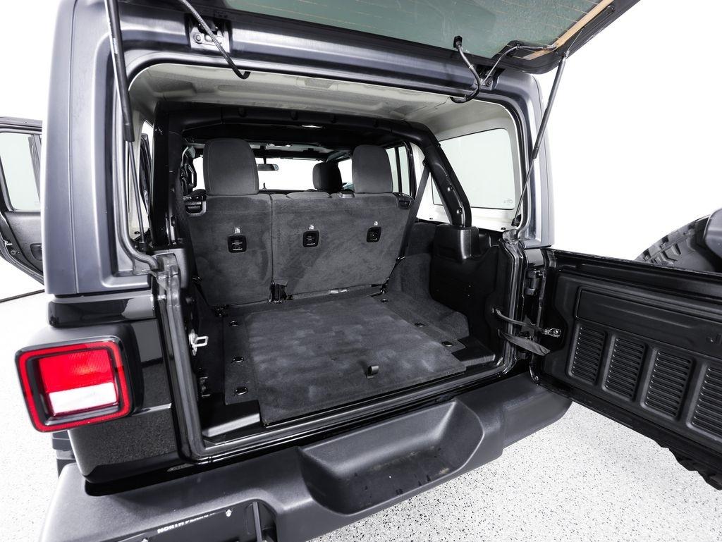 Jeep Wrangler Unlimited Willys 4x4 2021