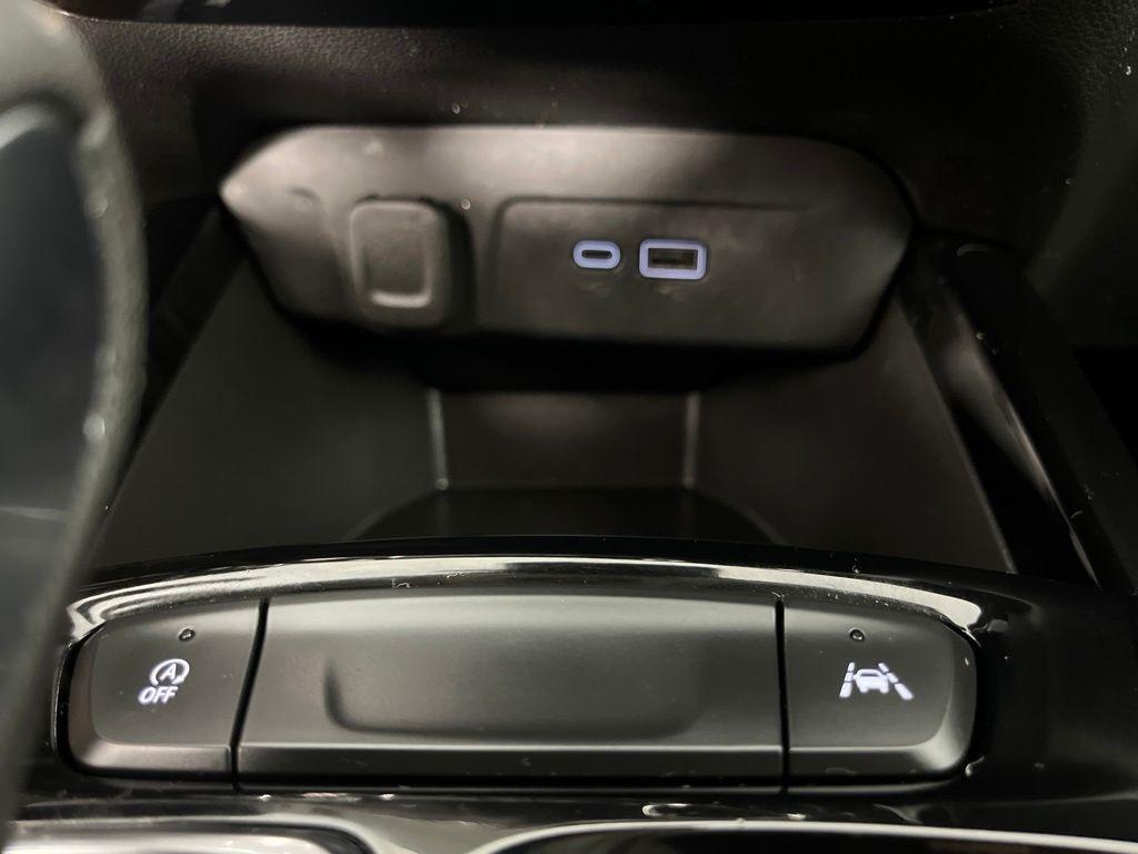 Chevrolet Trax FWD 4dr LT 2025
