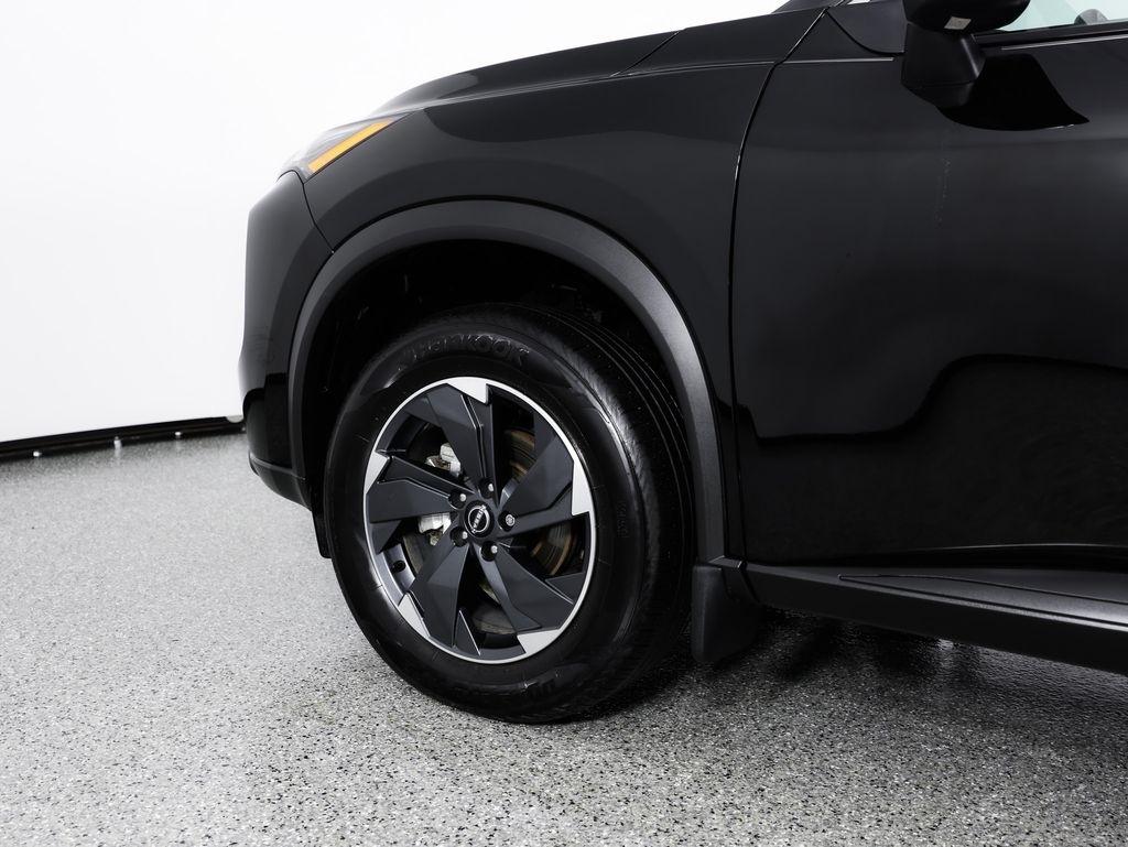 Nissan Rogue AWD SV *Ltd Avail* 2026