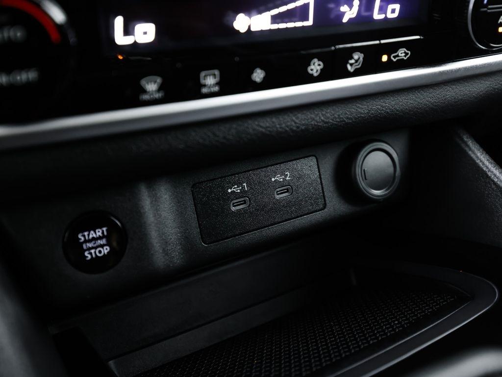 Nissan Rogue AWD SV *Ltd Avail* 2026