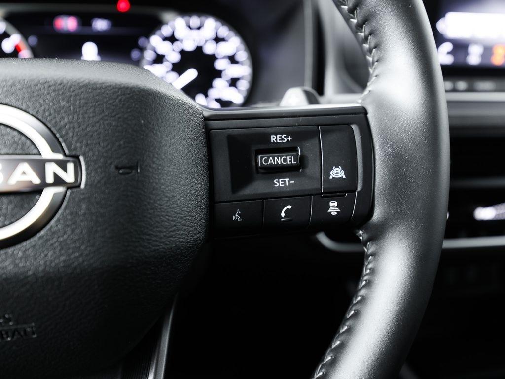 Nissan Rogue AWD SV *Ltd Avail* 2026