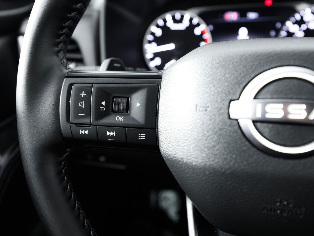 Nissan Rogue AWD SV *Ltd Avail* 2026