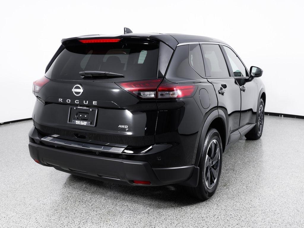 Nissan Rogue AWD SV *Ltd Avail* 2026