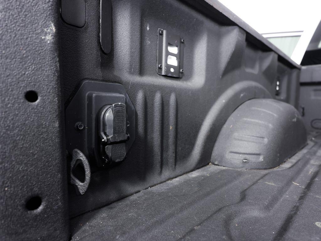 Ford Super Duty F-350 SRW King Ranch 4WD Crew Cab 8' Box 2024