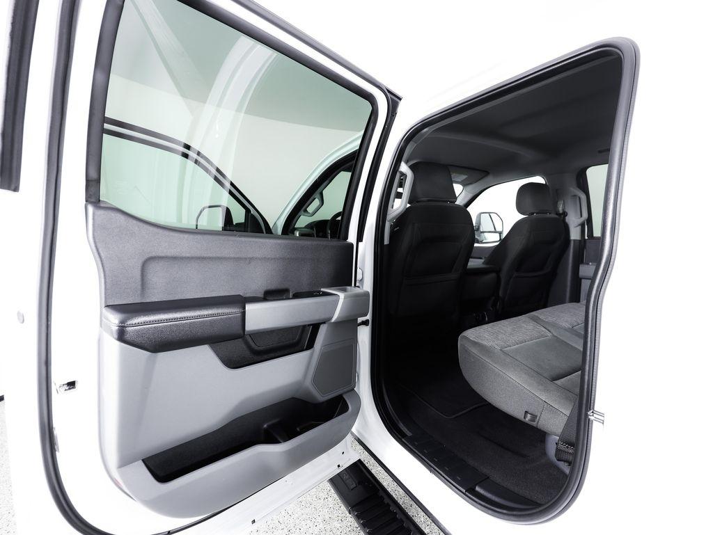 Ford Super Duty F-350 SRW King Ranch 4WD Crew Cab 8' Box 2024